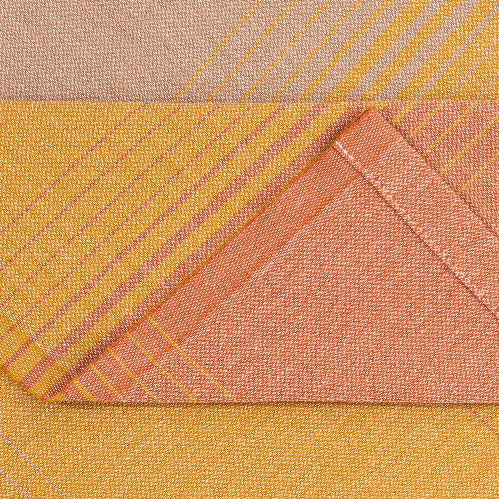 Ombre Blanket - Amber
